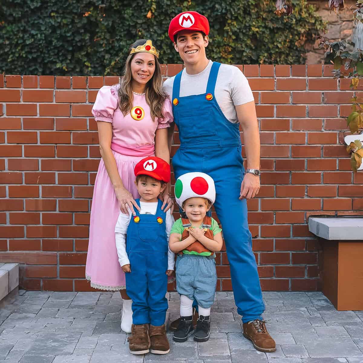 TV, Comic & Cartoon Crew Themes for four | Fit Fun And Over 40 Super Mario