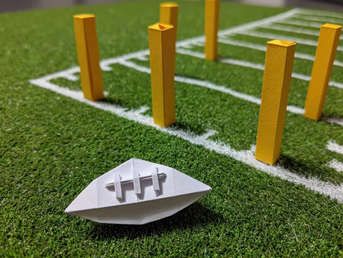 Active Icebreaker Games for Small Spaces