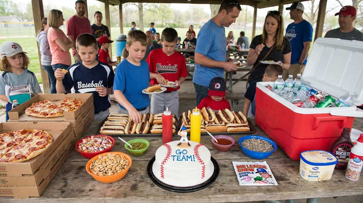 Baseball -07 | Fit Fun And Over 40 Food Ideas for an End of Season Baseball Party Everyone Will Love